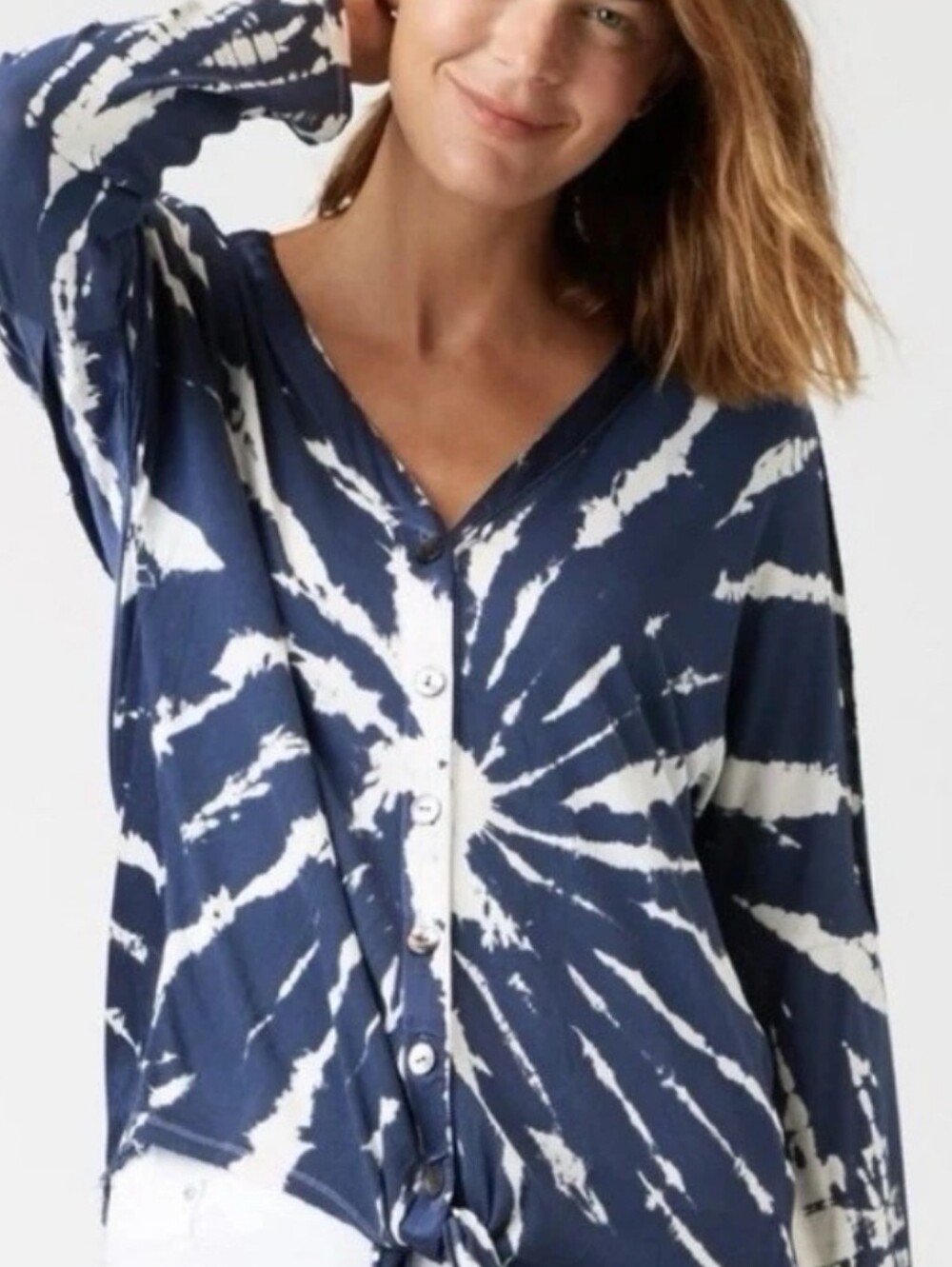 XCVI Navy/White Tie Dye Vneck Button Up Raglan Sleeve Hi-Low Raw Hem Top Small